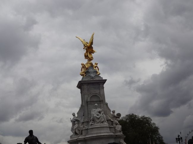 ロンドンならではの、どんより空！