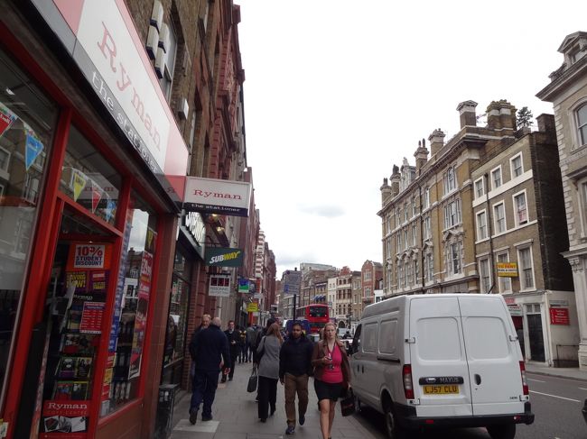 街をうろうろ・・・・。