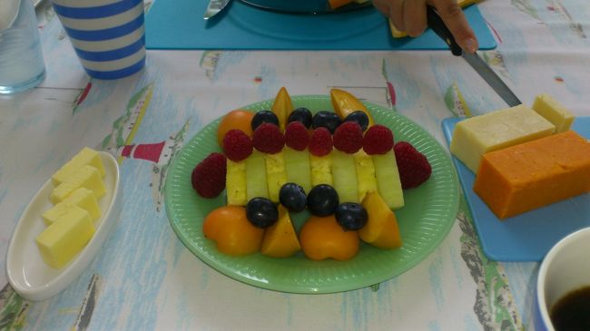 毎日のフルーツの盛り合わせも今日が最後・・。