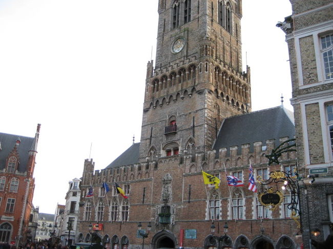 ブルージュの中心　鐘楼