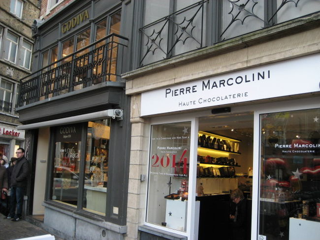 日本人は好きでしょ！？<br /><br /><br />ゴディバとピエル・マルコニーに並んでますぅ〜