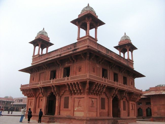 ファテーブル・スィークリー<br />貴賓謁見の間