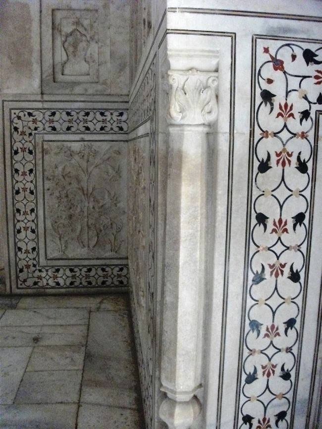 タージ・マハルの壁