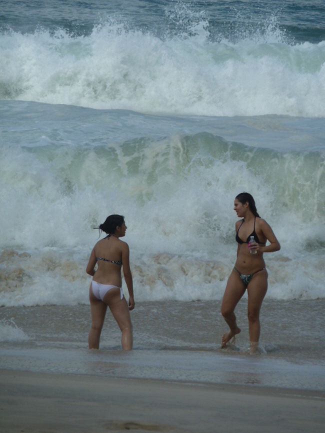 波とたわむれて