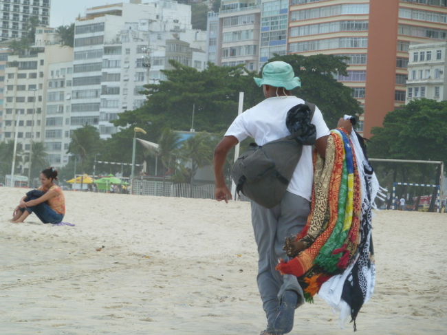 お土産売りのおじさん