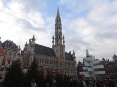 行動の拠点となったグランプラス
ほんとに建物一つ一つが繊細で
見ごたえがあります。