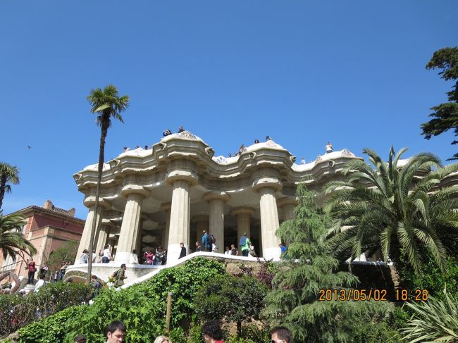 グエル公園、列柱廊。