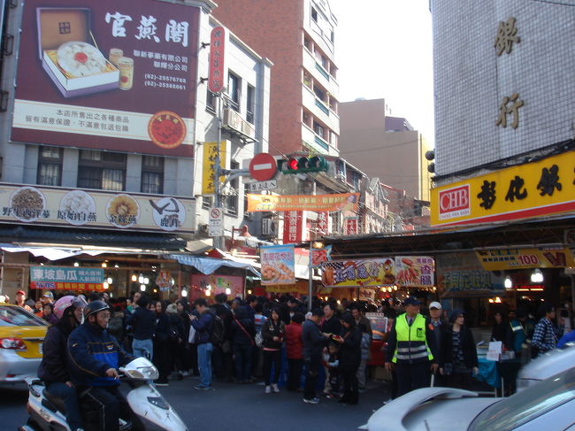 でもこの活気を味わうために、僕たち夫婦は毎年この時期に台湾に行ってしまうんです☆