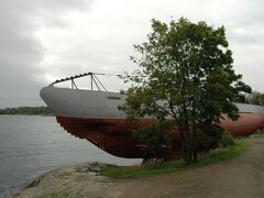 潜水艦（ヴェシッコ号）もあります。
第二次世界大戦中に使われていたものらしいです。