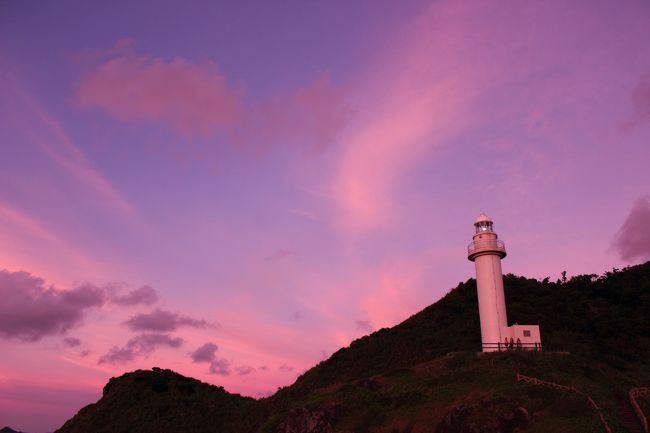 ＊親切なおじ様に借りたフィルターを付けて＊<br />灯台光ってます