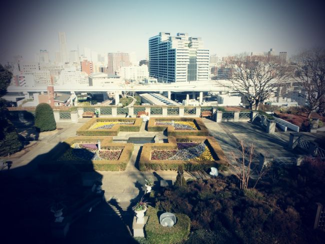 綺麗に整備されています。<br />この日も数人の方が剪定などをされていました。<br />ここ無料なのでどうやって維持されてるのか(^_^;)