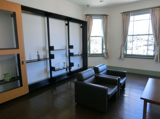 何故かスタイリッシュな雰囲気の部屋もあります