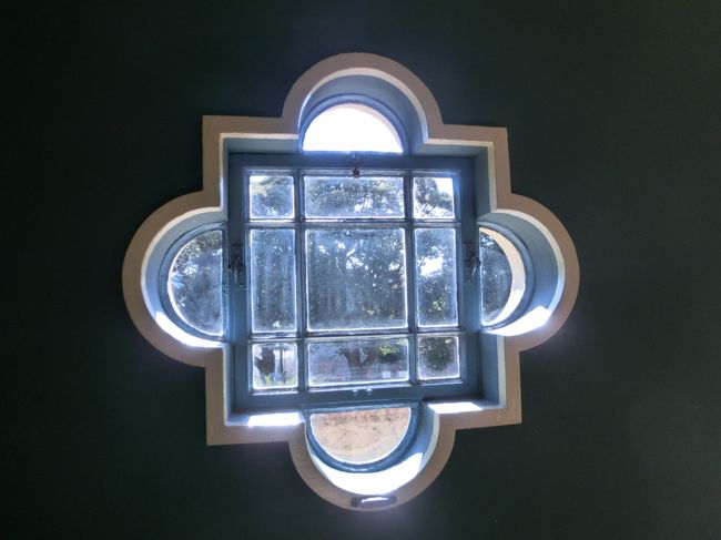 窓が凝っててすごいです