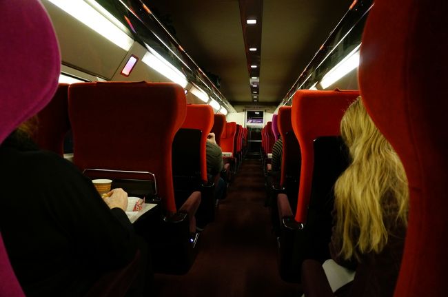 タリスチケットはインターネットで事前に買ってました。<br />2CLASS 29.00ユーロでした。