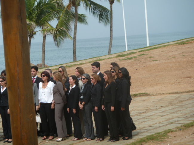 ここでも<br />集う人々