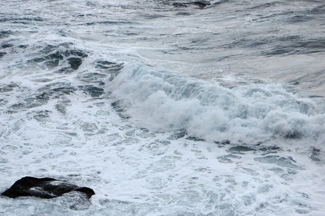 お店の前の海。<br /><br />地階からは迫力ある日本海が見えると思います。