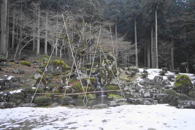 諏訪館跡庭園<br /><br />最も規模が大きいものです。<br /><br />もう一つ、南陽寺跡庭園があります。寄れませんでした。