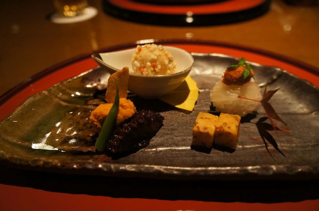 夕食は「石塀小路さくら」さんで頂きました。<br />一品一品手が込んでいて美味しかったです。<br />食後、ライトアップを見に行く話をしたらお店の方が道がわかりずらいので、とお寺の近くまで案内してくださいました。