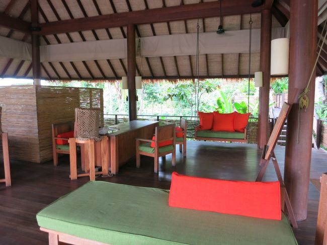 フロントはオープンスペースです。