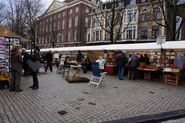 古本のマーケット？？