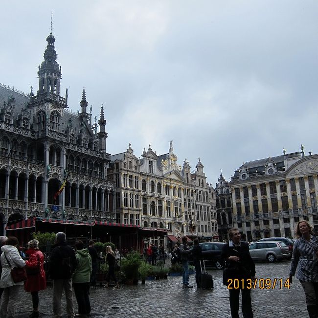 グランプラスあたりをうろうろ。<br />早朝到着だったためなかなかホテルにチェックインできません。