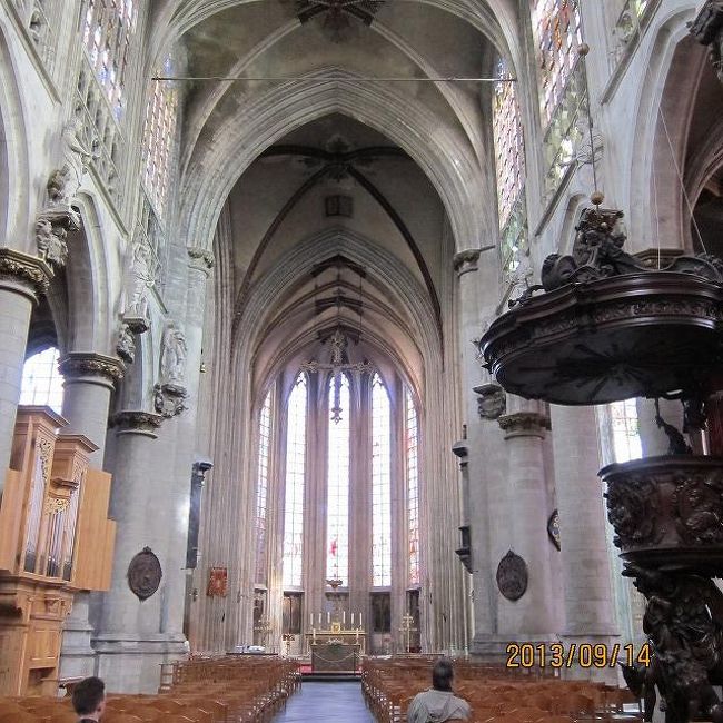 サンミッシェル大聖堂です。美しいです。