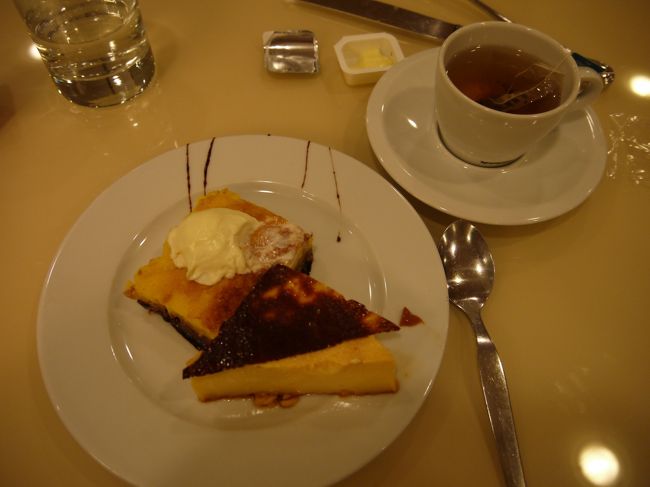 唯一許せたのがデザート。<br />プリンは昔ながらのカスタードプリン。<br />素朴な味。<br />