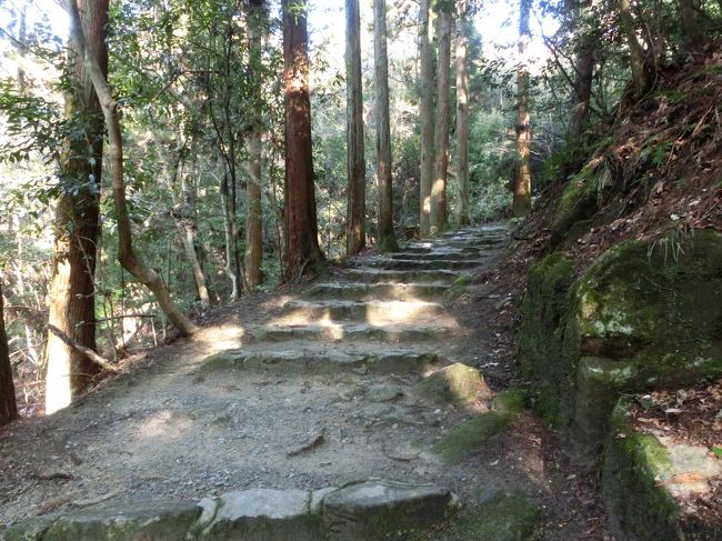 鶯の滝をあとにします。