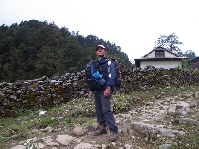 欧米人のおじいちゃんと歩いていたガイドさん。<br />声かけてくれたり、とても親切。