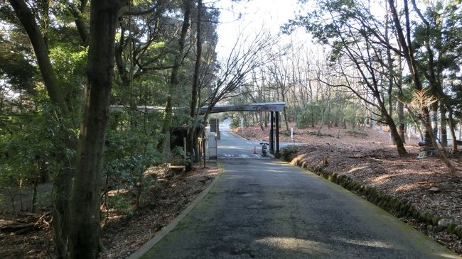 鎌研交番所が見えてきました。