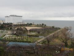 長浜城　天守閣からの景色　豊公園と太閤温泉あとで太閤温泉に入るとても温まった。