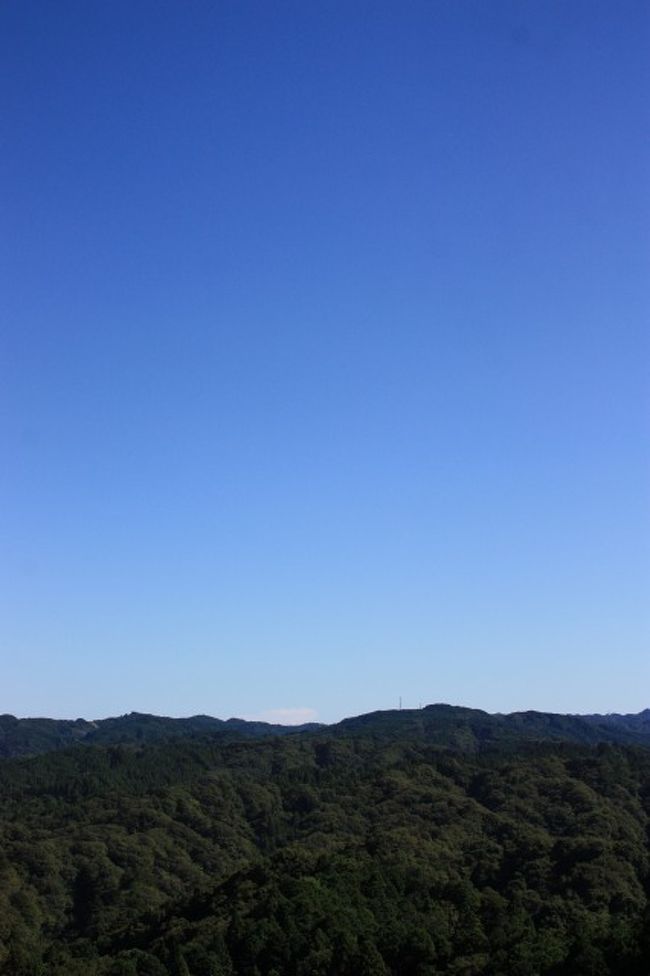 これだけ登ってきたら疲れるわ。普通・・・。