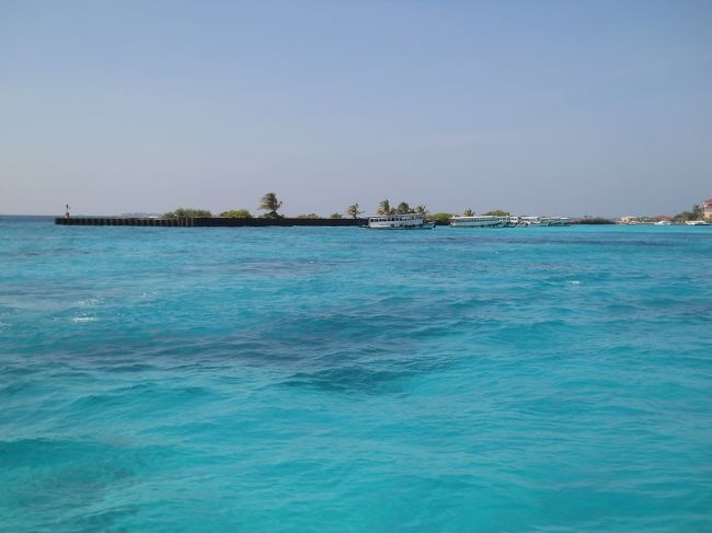 今寒気なので雨は降らなかった。<br /><br />勿論スコールもない。<br />