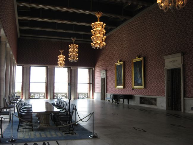 オスロ市庁舎。<br /><br />内部。