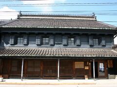 さらにその先には、国の重要文化財に指定されている『菅野家住宅』がある。菅野家は、高岡の政財界の中心的な存在だったそうだ。やはり、明治の大火後に建てられたもので、一般公開されていた。
