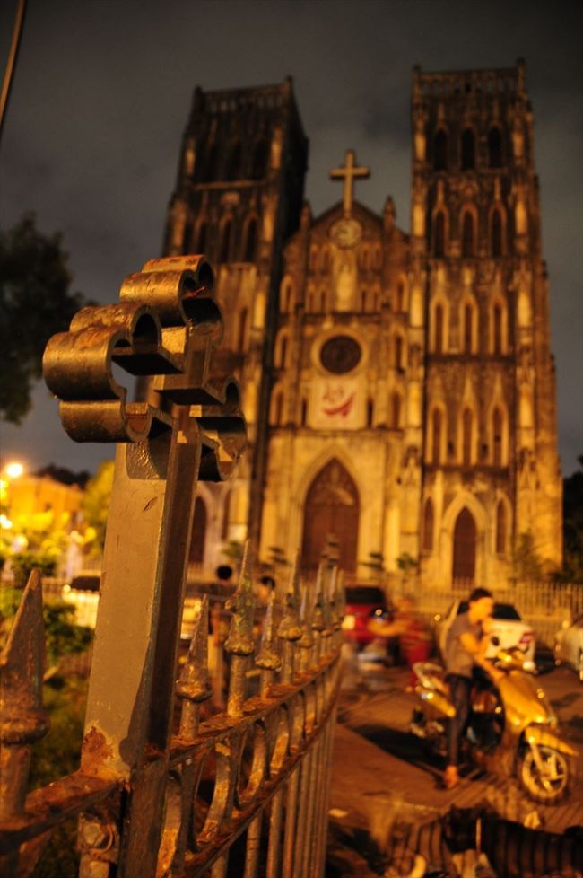 ○　ハノイ大教会