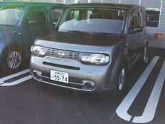 本日より４日間石垣島でのアッシーになってくれる「OTSレンタカー」の【CUBE】君です。良く走ってくれました！