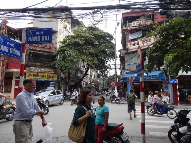 ここで先ほどのイギリス人とアメリカ人とは別れを告げました。