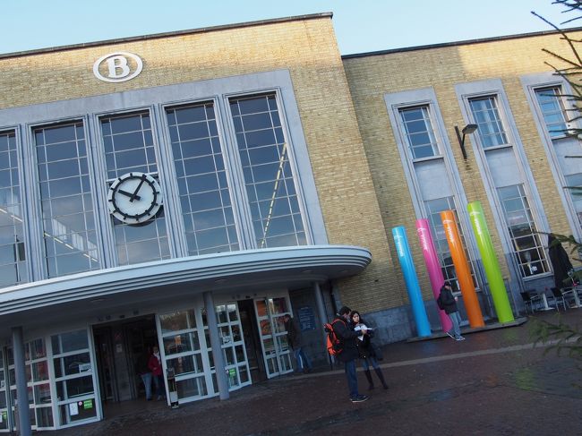 ブルージュ駅。