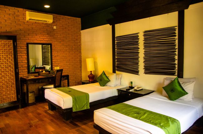 ホテルに到着。こちらも、僕の身分には無駄に豪華なリゾートホテル。<br /><br />もう全然バックパック旅行じゃなくなってきているな。。ラクでいいんだけど。