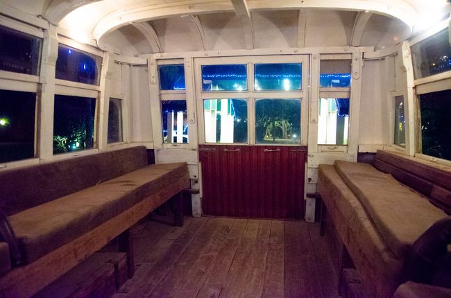 翌朝。<br />バルーンツアーに参加すべく夜明け前に出発。