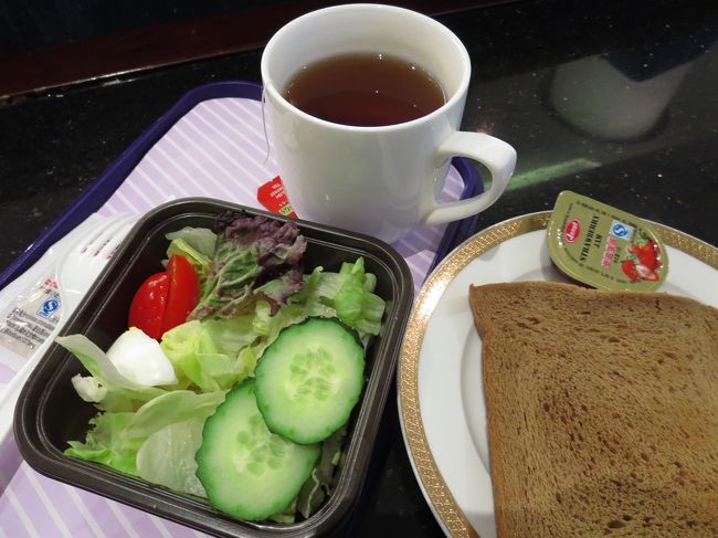 軽く食事。<br /><br />