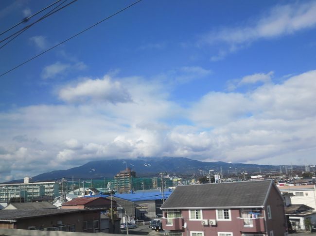 富士山が近づいてくると、雪がどんどんなくなっていきました。