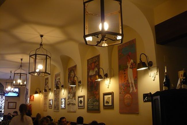 コルドバにて、<br />Bar④<br />BODEGAS MEZQUITA<br /><br />ちなみに③はマドリーにて。<br />