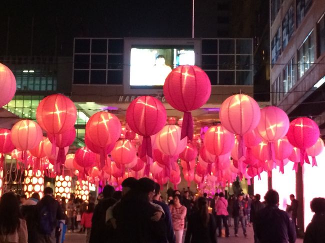 <br />　ハーバーシテイ前は、いつも賑やかです