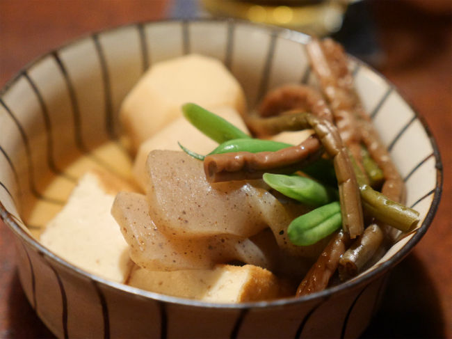 里いもやこんにゃくの煮物<br />家庭的なお味です。