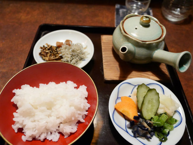 最後に奈良特有のほうじ茶をかけていただくお茶漬けをいただきました。