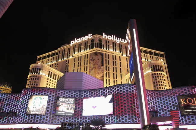プラネットハリウッドだったっけ？