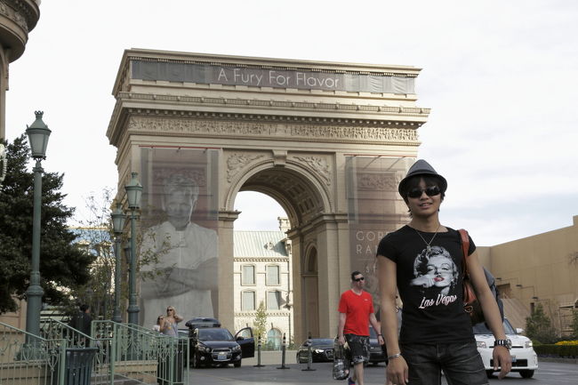 凱旋門はたしかにこのくらいの大きさだったかも知れません。