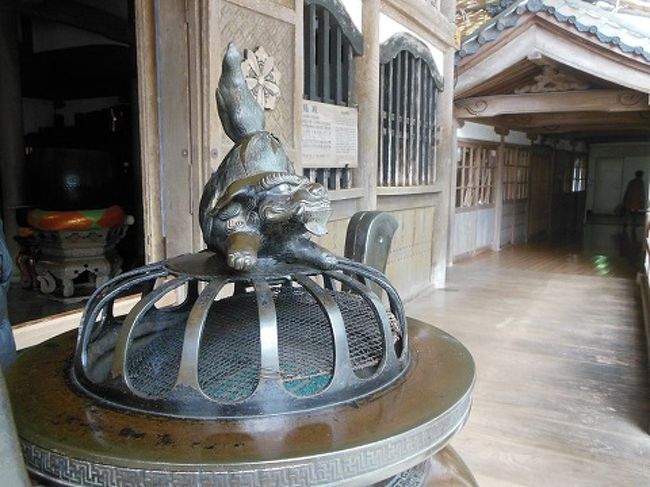 承陽殿。<br />道元禅師のお墓にあたるそうです。<br />ここまでで奥は立ち入り禁止。<br />